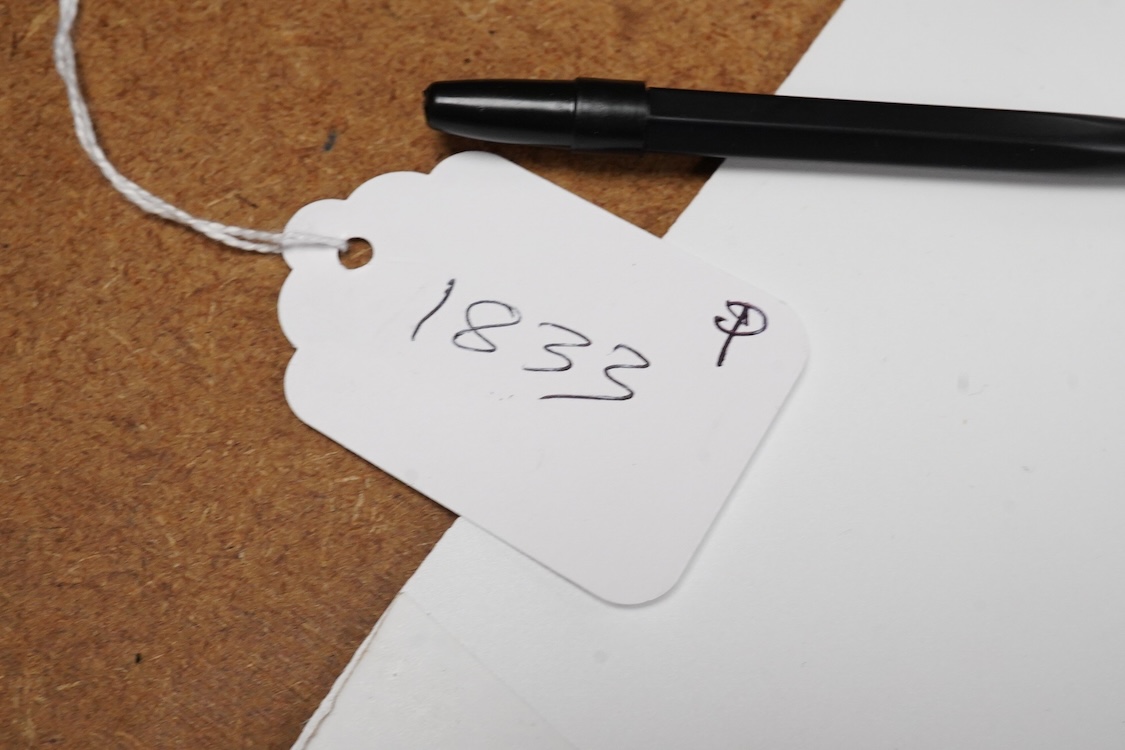 An Elizabeth II engine turned silver and yellow metal square compact, by Mappin & Webb, Birmingham, 1953, 69mm, together with a George V silver concave card case, Birmingham, 1911.